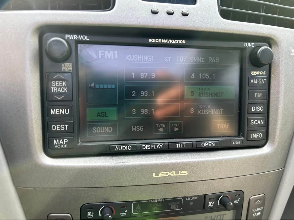 2005 Lexus ES 4th Gen - Image 5 of 20