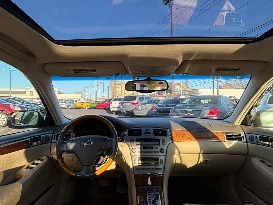 2005 Lexus ES 4th Gen - Image 18 of 20