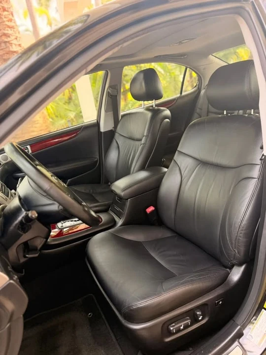 2005 Lexus ES 4th Gen - Image 9 of 10