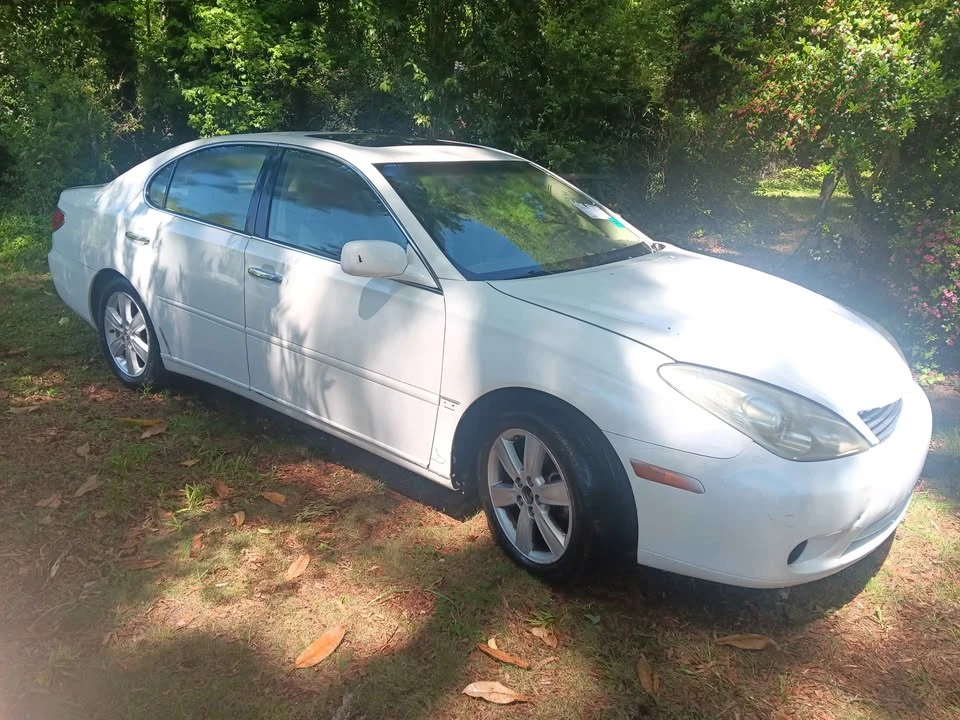 2005 Lexus ES 4th Gen - Image 2 of 7