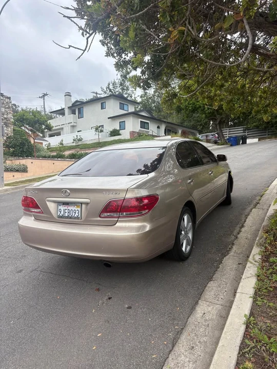 2005 Lexus ES 4th Gen - Image 4 of 5