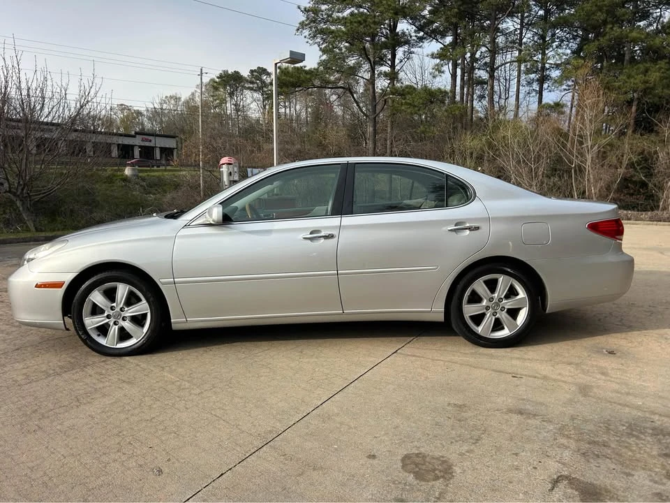 2005 Lexus ES 4th Gen - Image 10 of 20