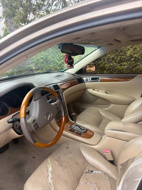 2005 Lexus ES 4th Gen - Image 5 of 5
