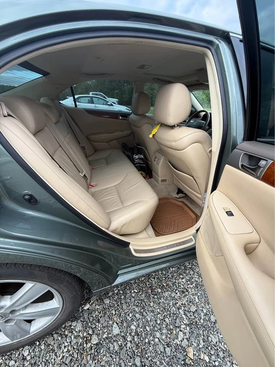 2005 Lexus ES 4th Gen - Image 11 of 14