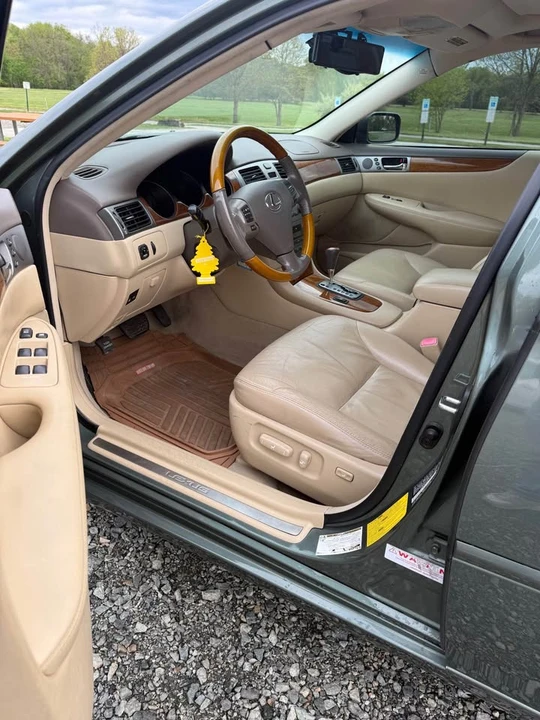 2005 Lexus ES 4th Gen - Image 8 of 14