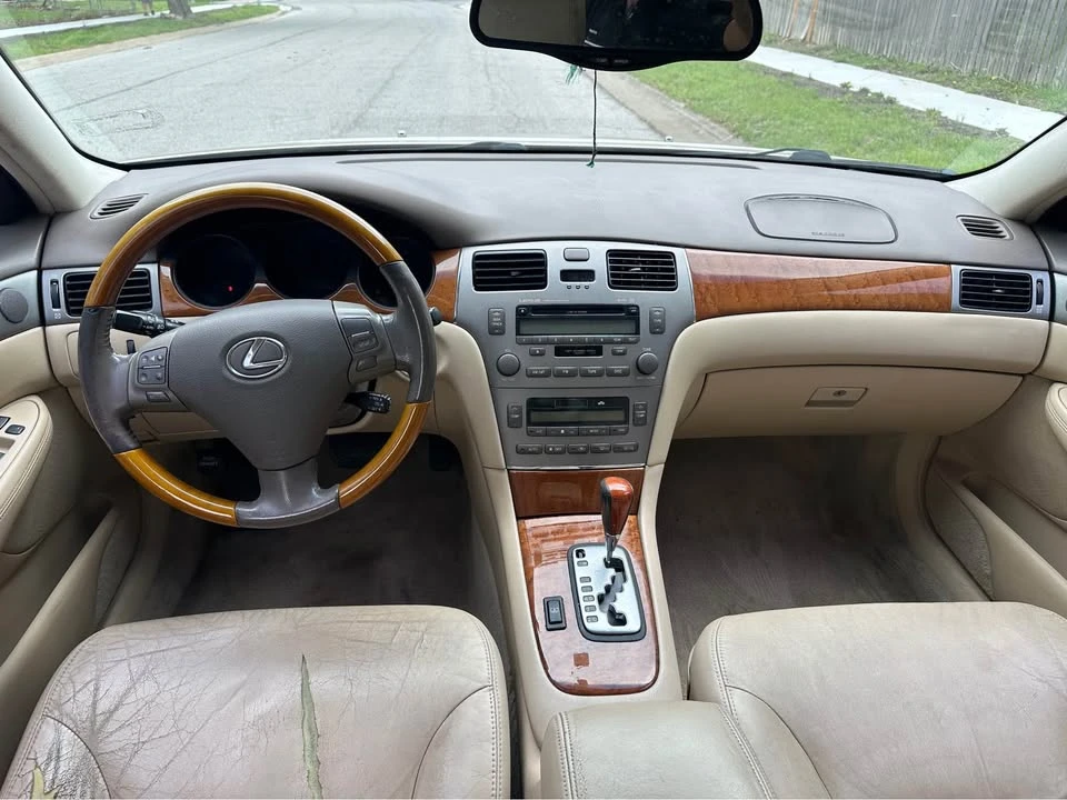 2005 Lexus ES 4th Gen - Image 18 of 20