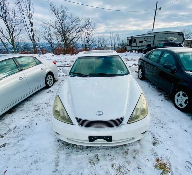 2005 Lexus ES 4th Gen - Image 2 of 7