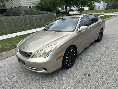 2005 Lexus ES 330 Sedan