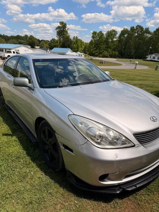2005 Lexus ES 4th Gen - Image 2 of 7
