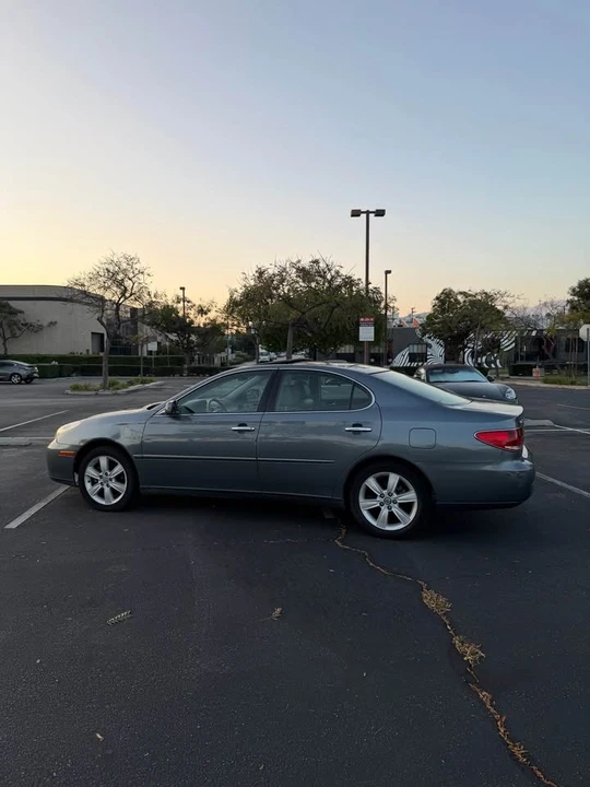 2005 Lexus ES 4th Gen - Image 7 of 15
