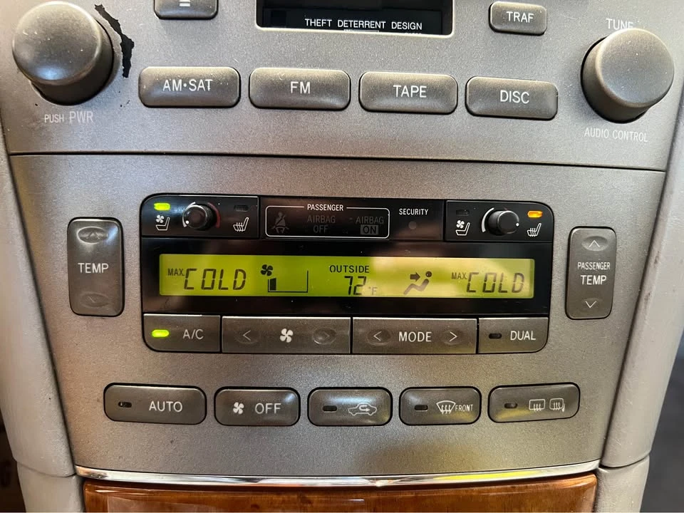 2005 Lexus ES 4th Gen - Image 10 of 11