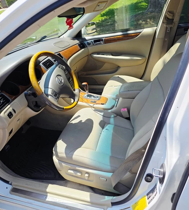 2005 Lexus ES 4th Gen - Image 5 of 11