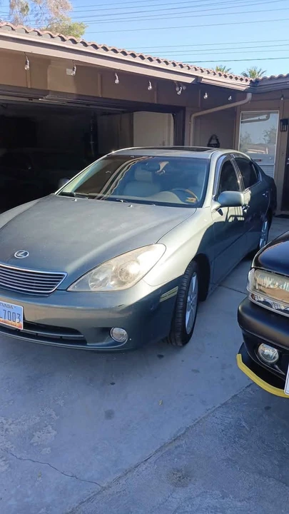 2005 Lexus ES 4th Gen - Image 2 of 3