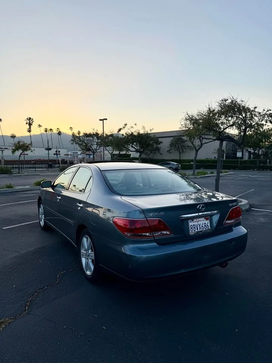 2005 Lexus ES 4th Gen - Image 6 of 15