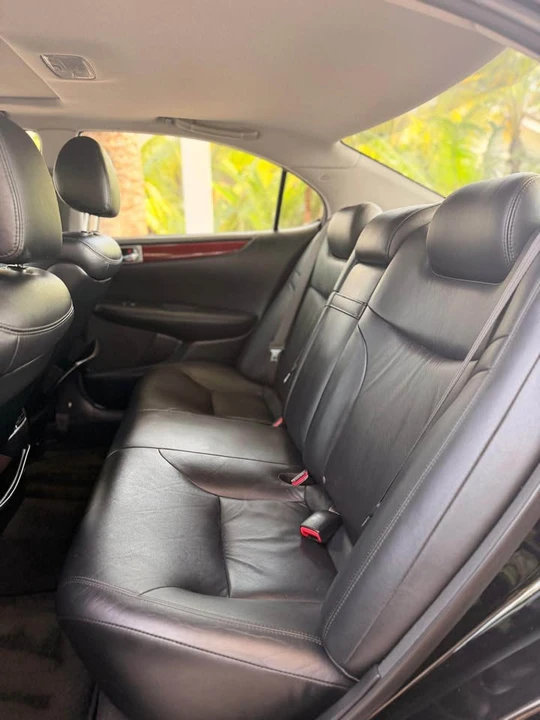 2005 Lexus ES 4th Gen - Image 9 of 9