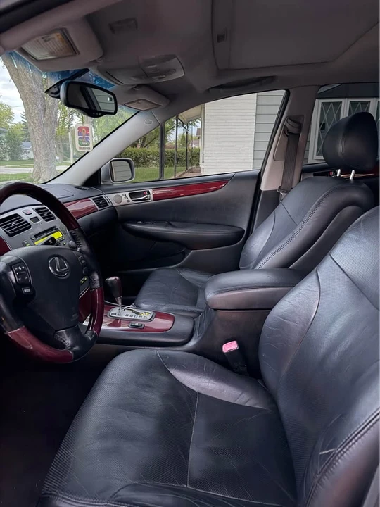 2005 Lexus ES 4th Gen - Image 10 of 19