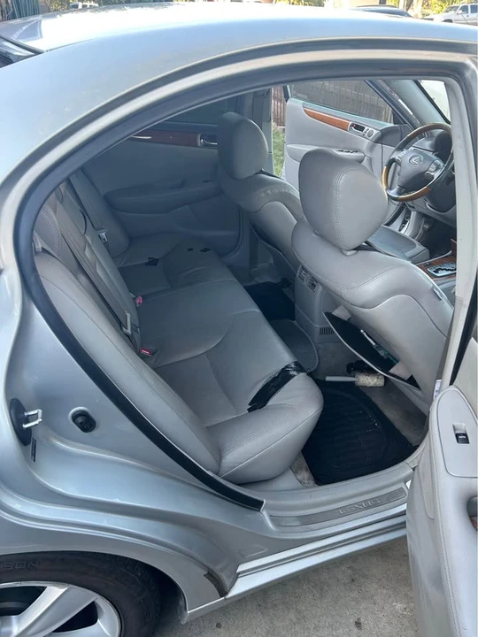 2005 Lexus ES 4th Gen - Image 11 of 18