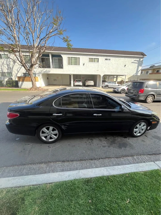 2005 Lexus ES 4th Gen - Image 6 of 10