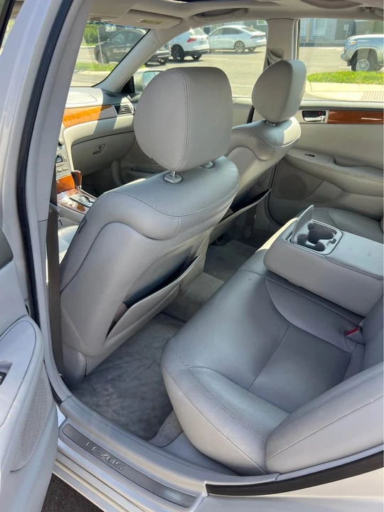 2005 Lexus ES 4th Gen - Image 7 of 11