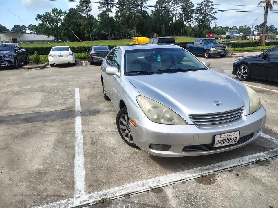2005 Lexus ES 4th Gen - Image 4 of 4