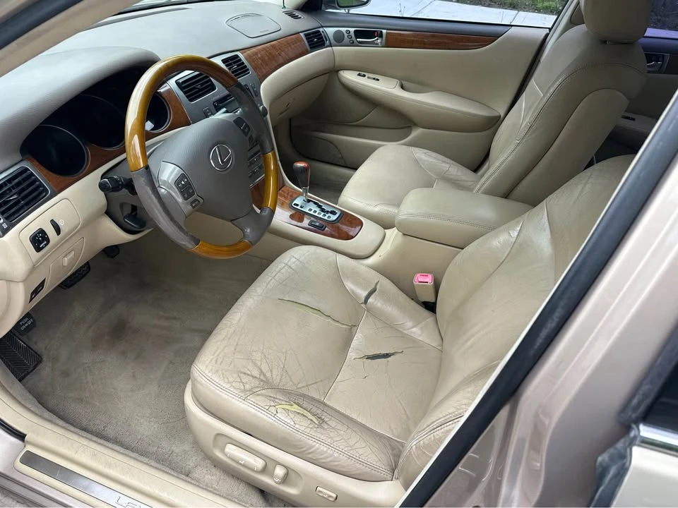 2005 Lexus ES 4th Gen - Image 8 of 18