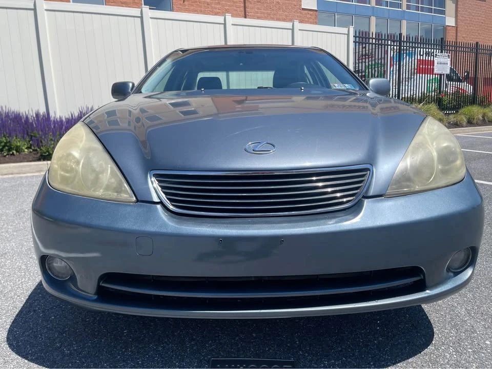 2005 Lexus ES 4th Gen - Image 5 of 9