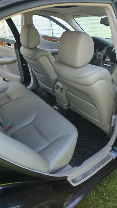 2005 Lexus ES 4th Gen - Image 11 of 18