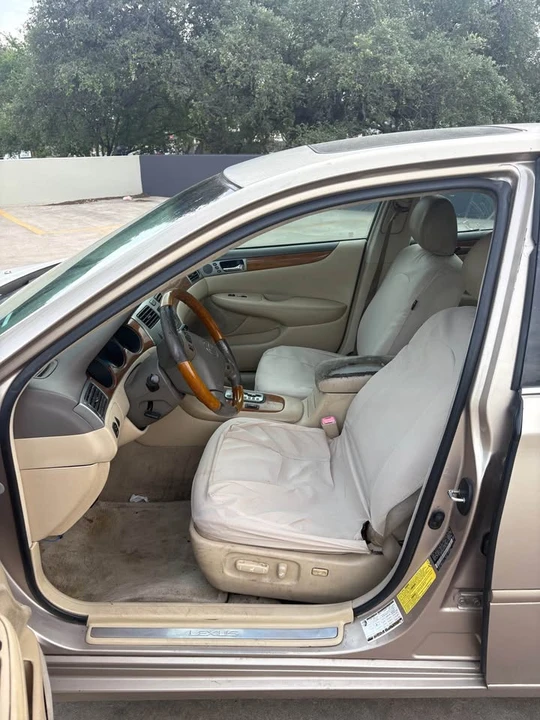 2005 Lexus ES 4th Gen - Image 7 of 9