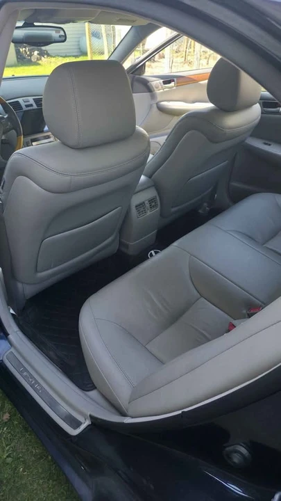 2005 Lexus ES 4th Gen - Image 13 of 18