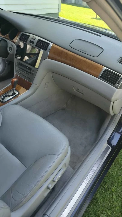 2005 Lexus ES 4th Gen - Image 9 of 18