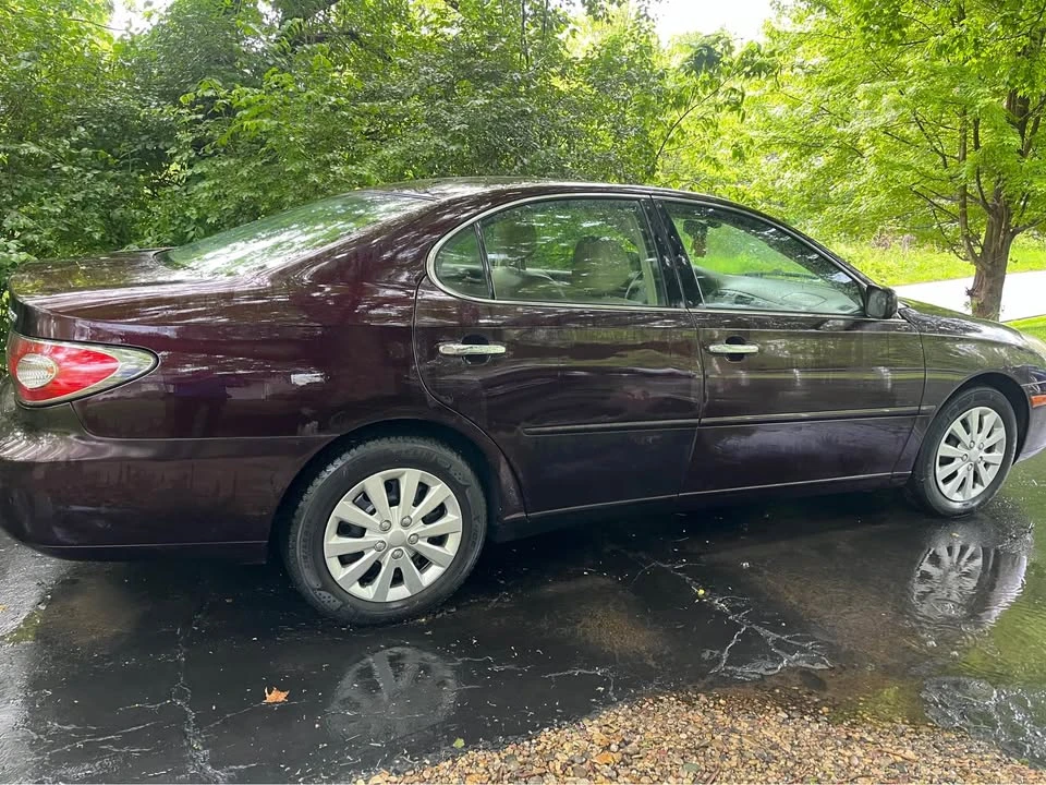 2005 Lexus ES 4th Gen - Image 3 of 8