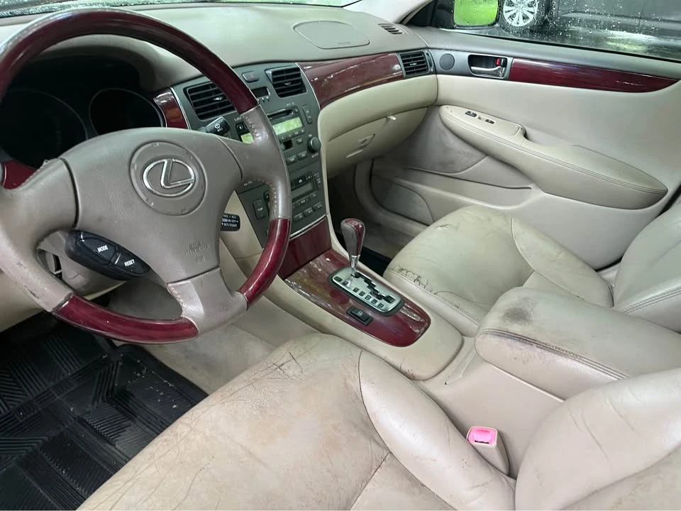 2005 Lexus ES 4th Gen - Image 8 of 8