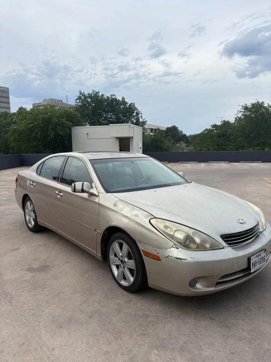 2005 Lexus ES 4th Gen - Image 5 of 9