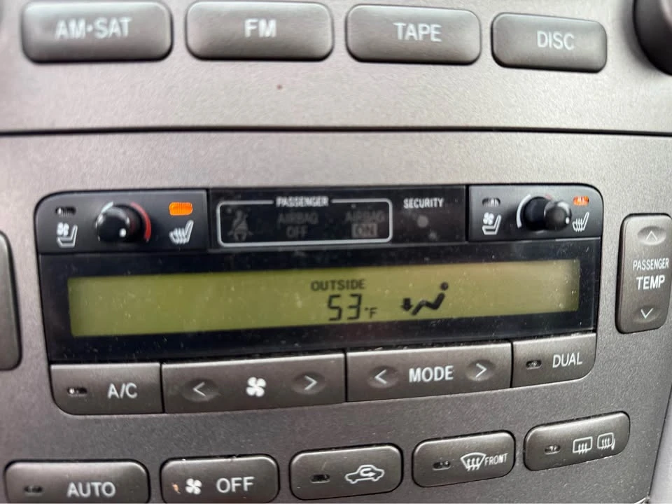 2005 Lexus ES 4th Gen - Image 17 of 21