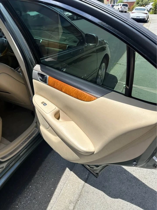2005 Lexus ES 4th Gen - Image 7 of 10