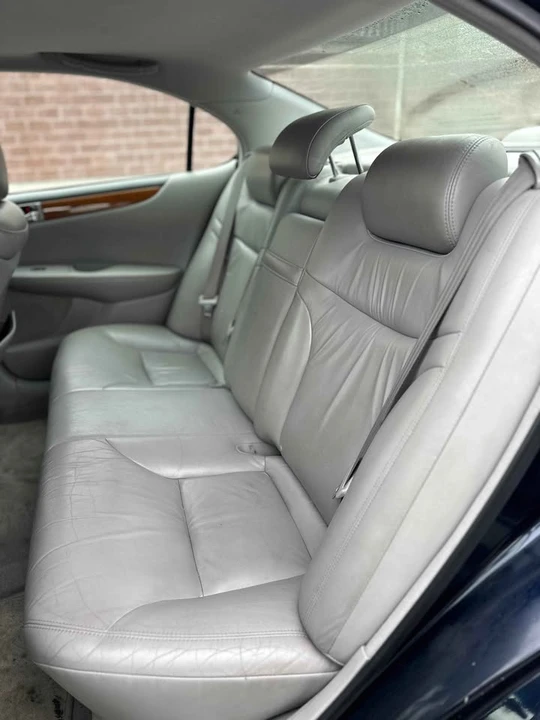 2005 Lexus ES 4th Gen - Image 10 of 10