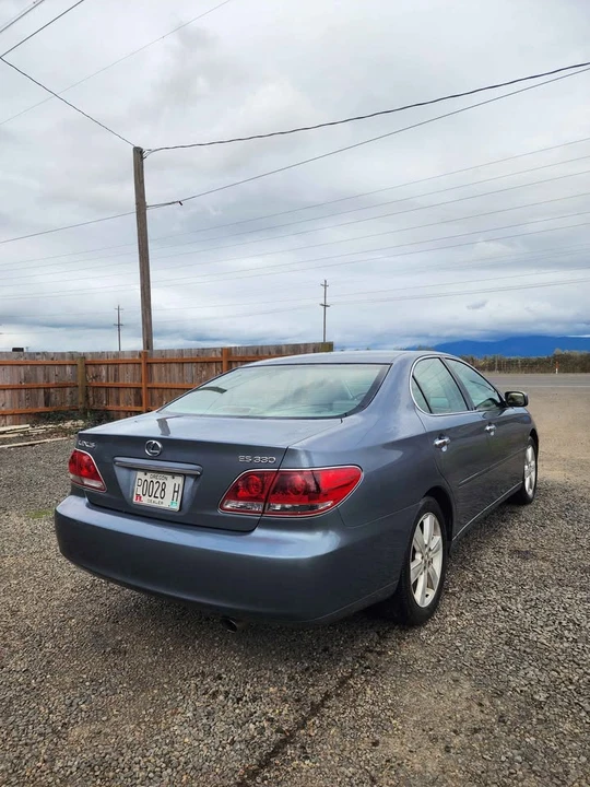 2005 Lexus ES 4th Gen - Image 5 of 17