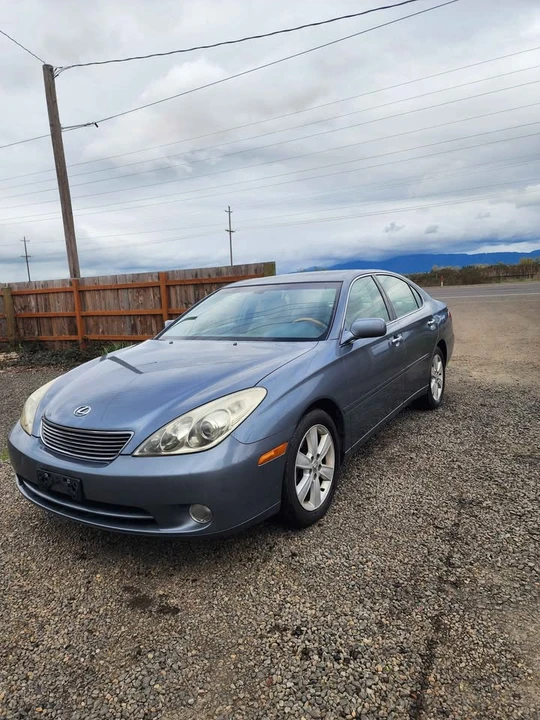 2005 Lexus ES 4th Gen - Image 9 of 17
