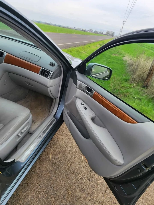 2005 Lexus ES 4th Gen - Image 17 of 17
