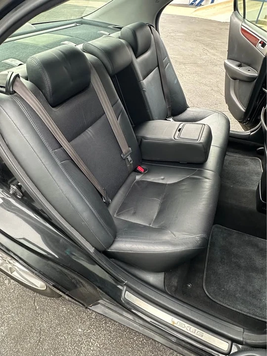 2005 Lexus ES 4th Gen - Image 11 of 20