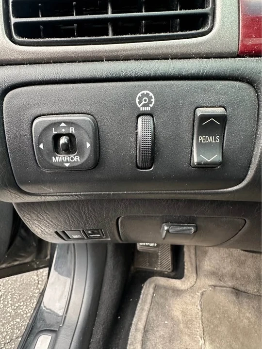 2005 Lexus ES 4th Gen - Image 19 of 20