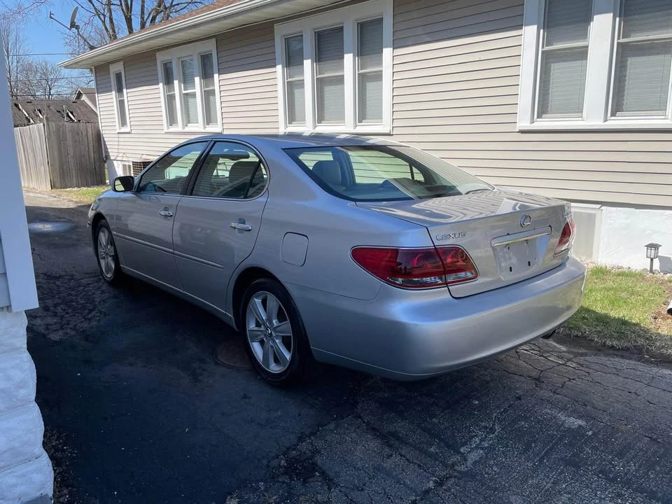 2005 Lexus ES 4th Gen - Image 5 of 15