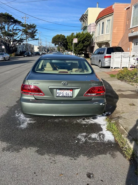 2005 Lexus ES 3rd Gen - Image 11 of 13