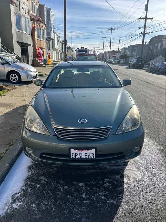 2005 Lexus ES 3rd Gen - Image 13 of 13