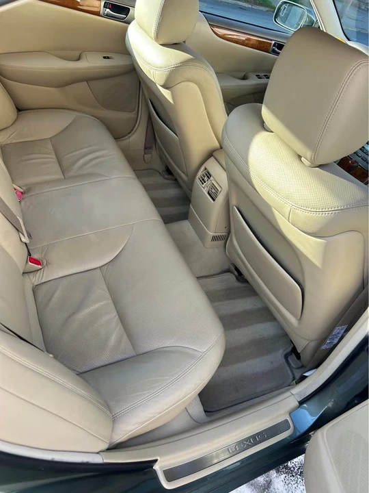 2005 Lexus ES 3rd Gen - Image 4 of 13