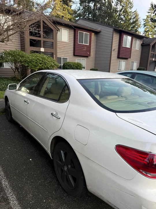 2005 Lexus ES 4th Gen - Image 5 of 14