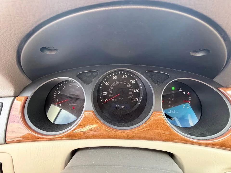 2005 Lexus ES 4th Gen - Image 12 of 17