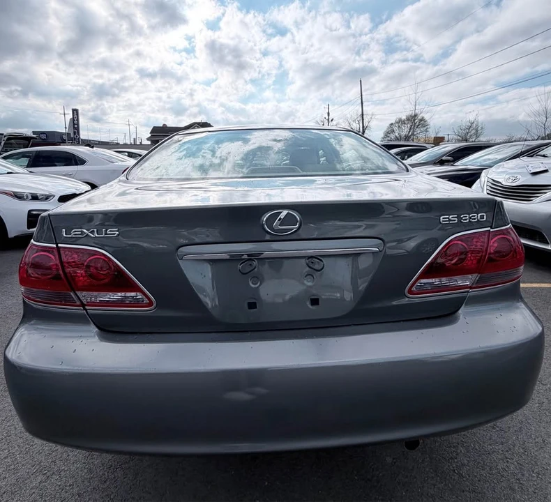 2005 Lexus ES 4th Gen - Image 5 of 17