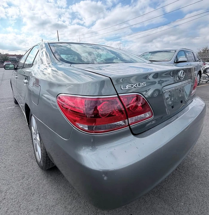 2005 Lexus ES 4th Gen - Image 7 of 17