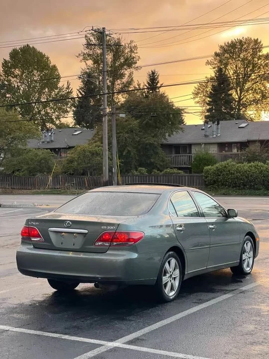 2005 Lexus ES 4th Gen - Image 2 of 7